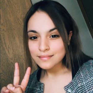 Meet your Posher, Faviola